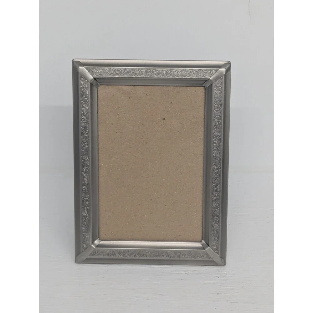 Vintage Silvertone 5X7